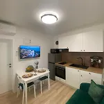 Charlie Apartment *
