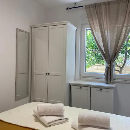 Charlie Apartment *